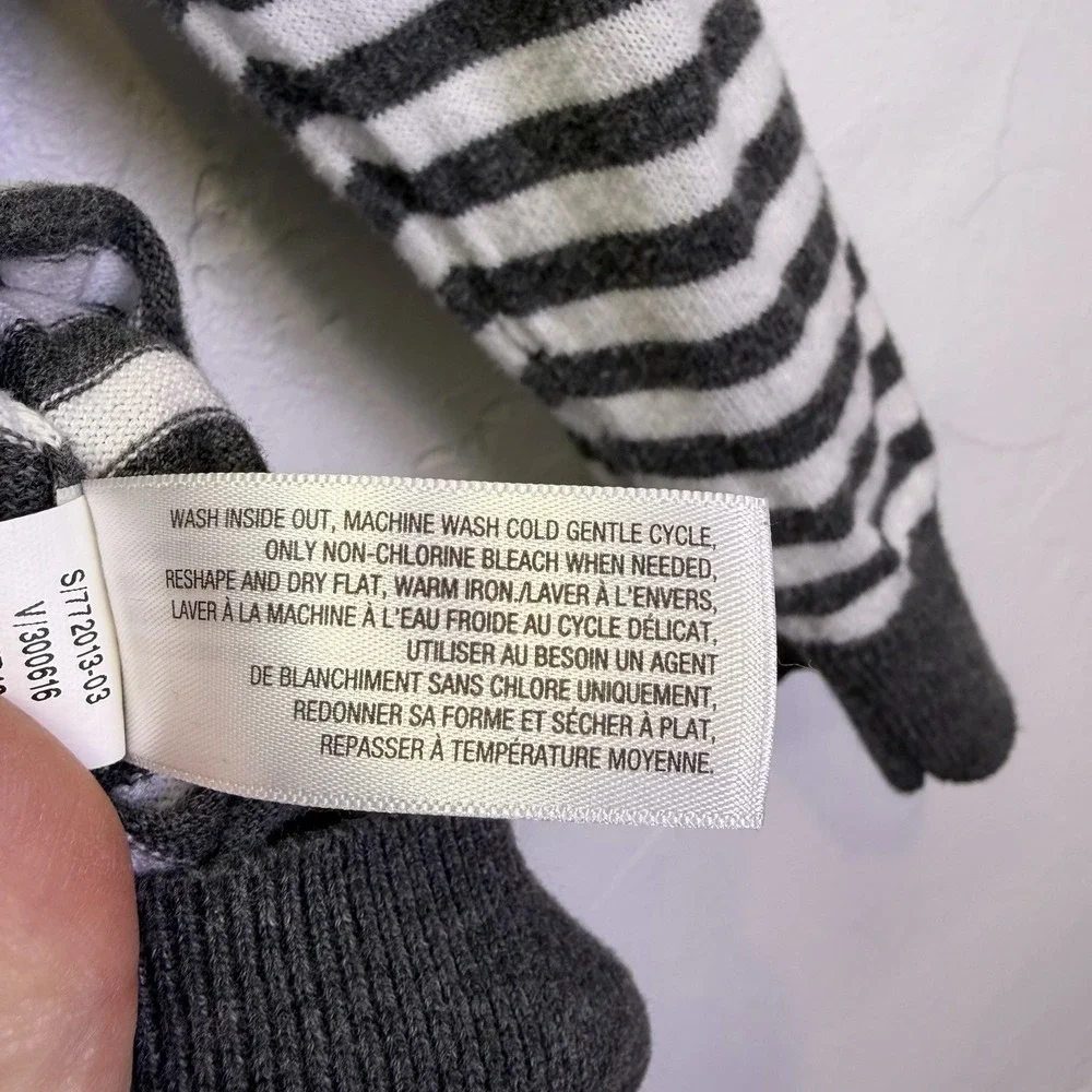 Old Navy Woman's Button Up Sweater‎ Size L Grey White Striped 100% Cotton Staple